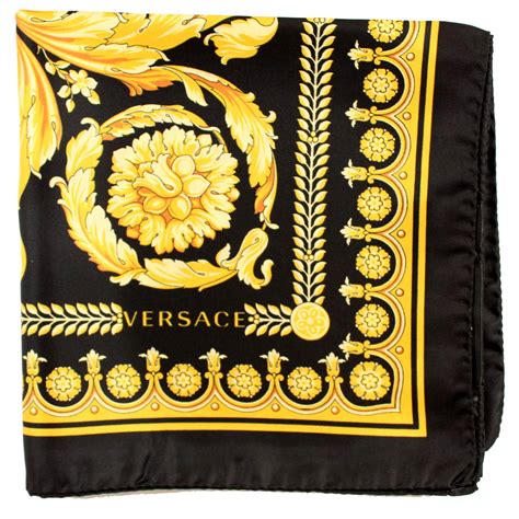 versace kopf schnalle|versace scarf.